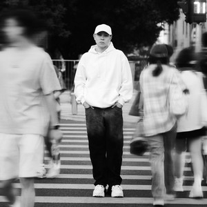 黑人麦克到日本朋友家做客
